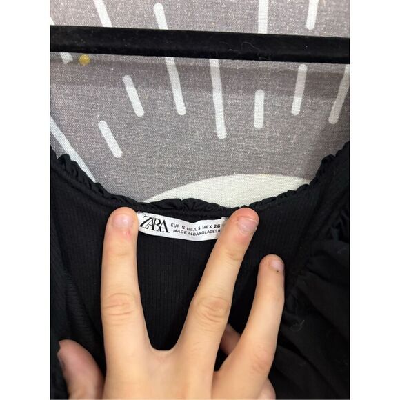 Zara Fitted Ruffled Black Dress - Picture 5 of 6